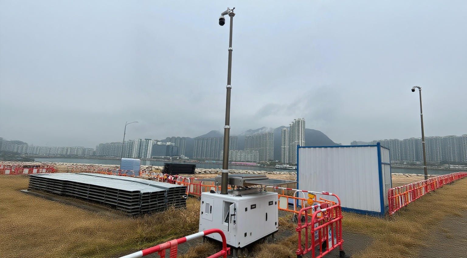 突破香港码头施工安防困境！友联哨兵移动太阳能监控实力出圈